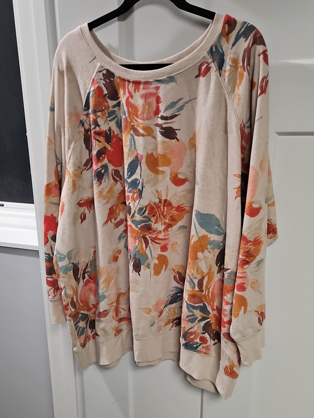 torrid Floral Print Pullover Sweatshirt in Cream, Red, Orange, Teal